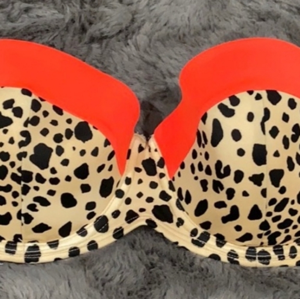 ISO this swim top